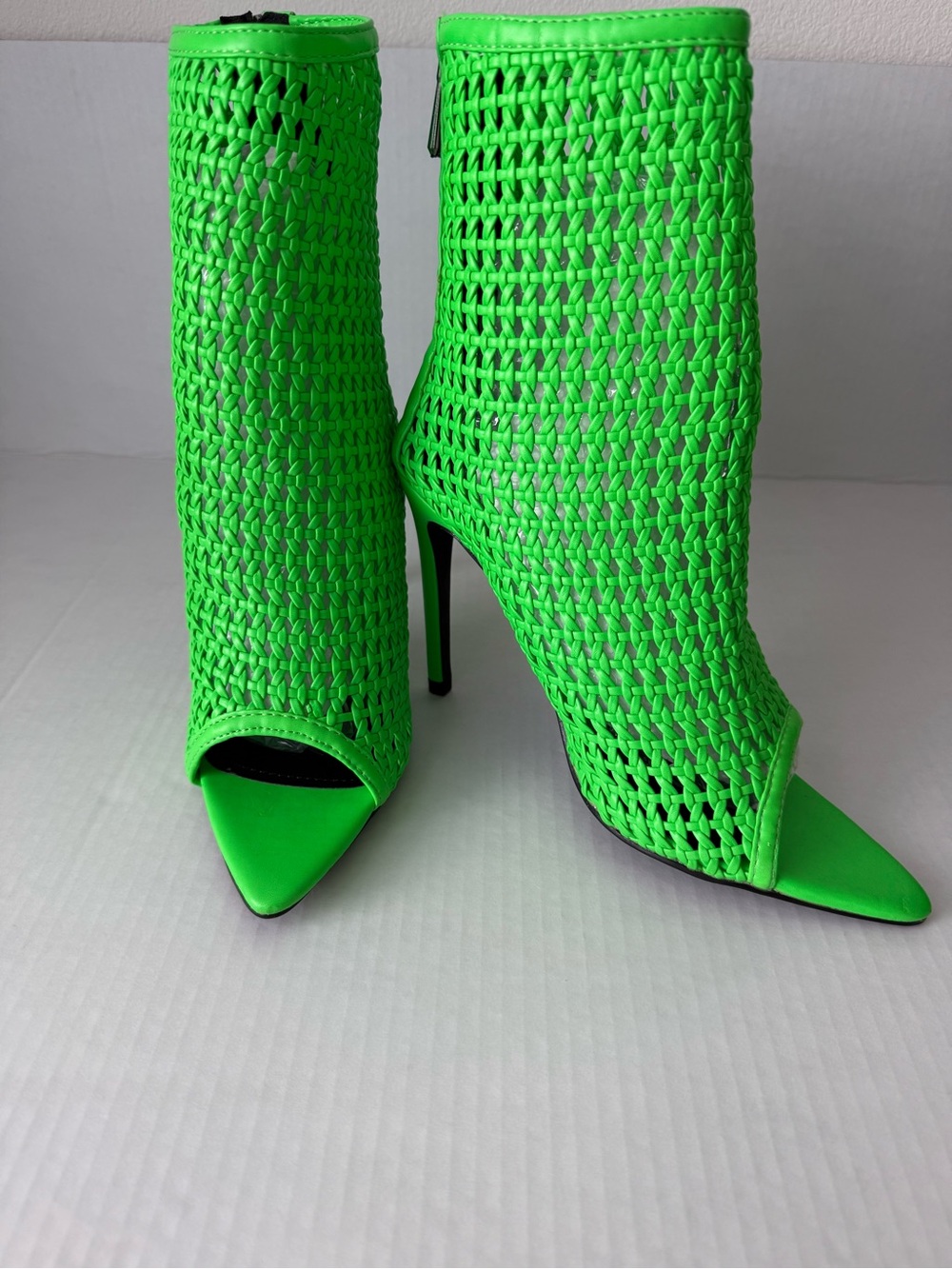 Green Woven Peep-Toe Booties size 7
